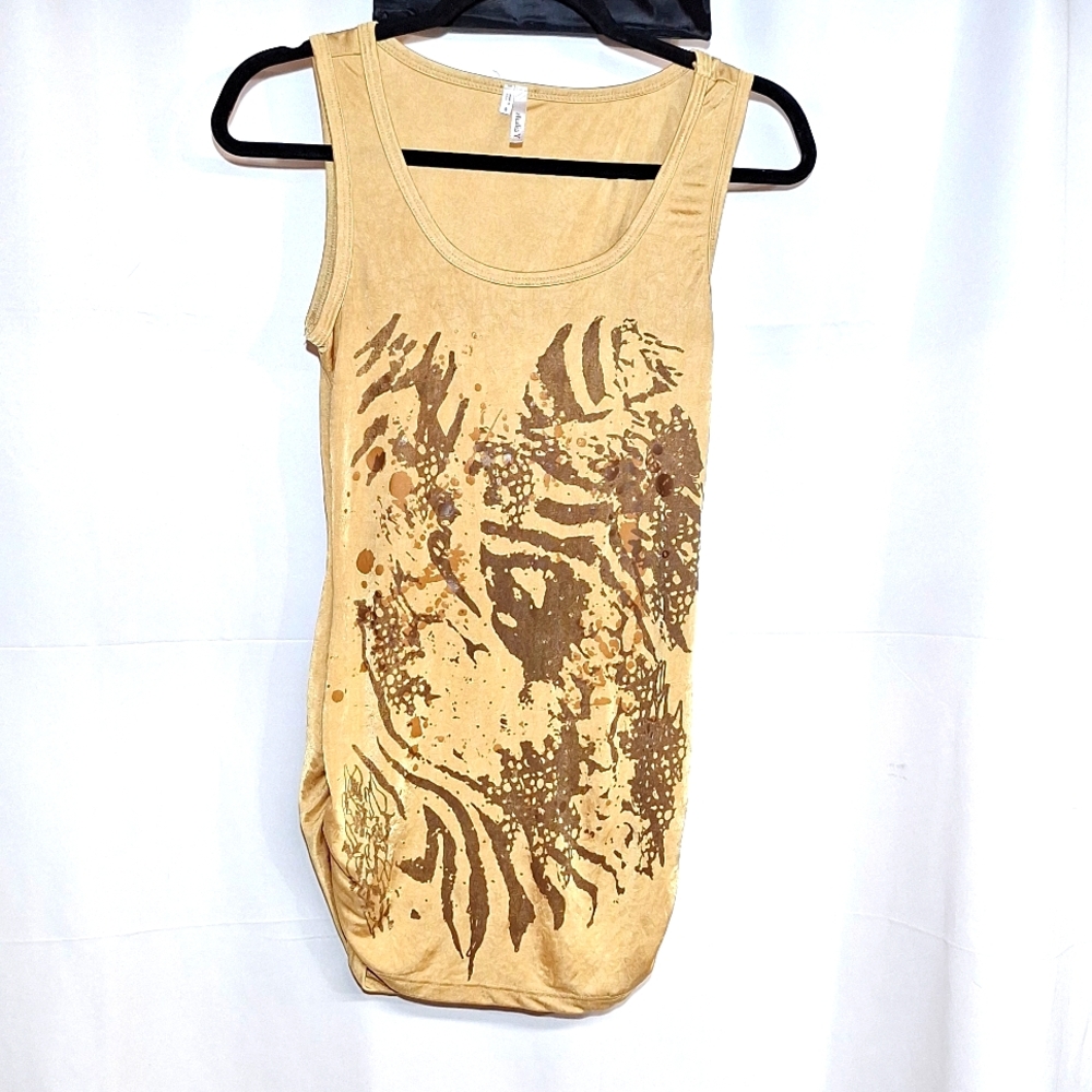 STUDIO Y TANK TOP.
